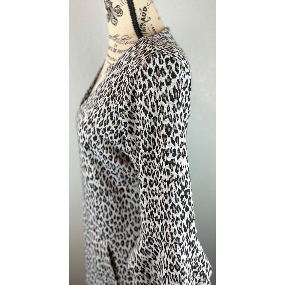 Tyler Boe Heidi Shift Dress with Leipard Print - Picture 5 of 9